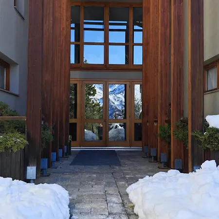 Hostdomus - Sansicario R20 * Sansicario Torinese